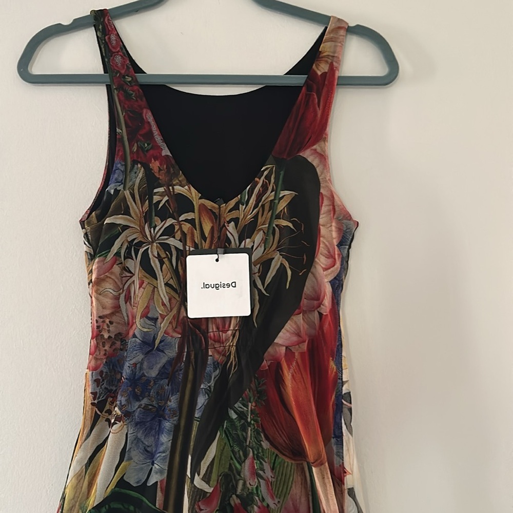 NWT Desigual by C. Lacroix Midi Tropical Dress
Floral Sleeveless Dress size S - Picture 8 of 11